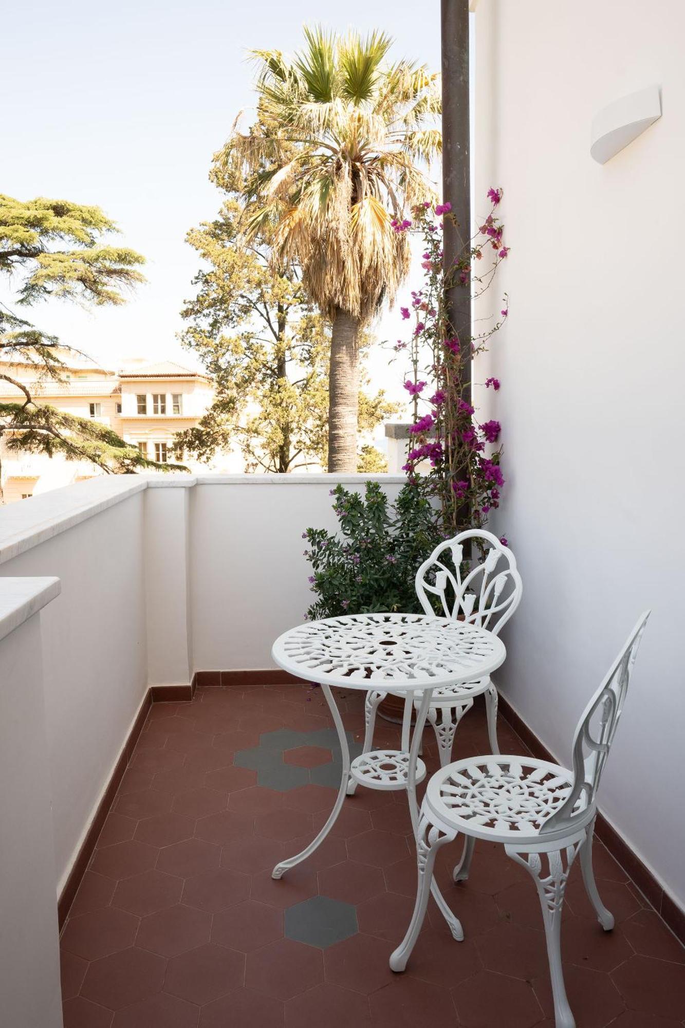 Casa Enzina Sorrento Exterior foto