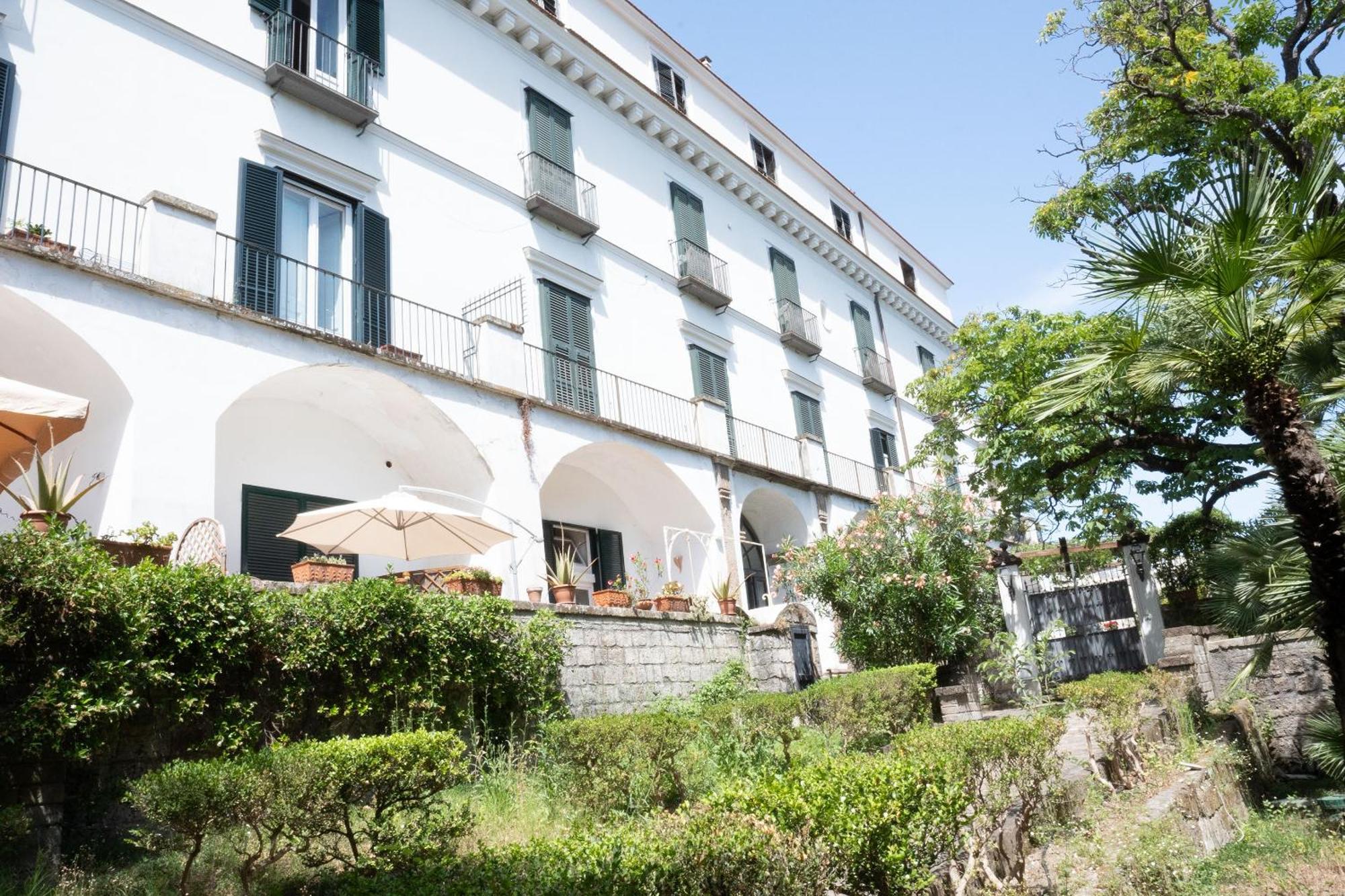 Casa Enzina Sorrento Exterior foto